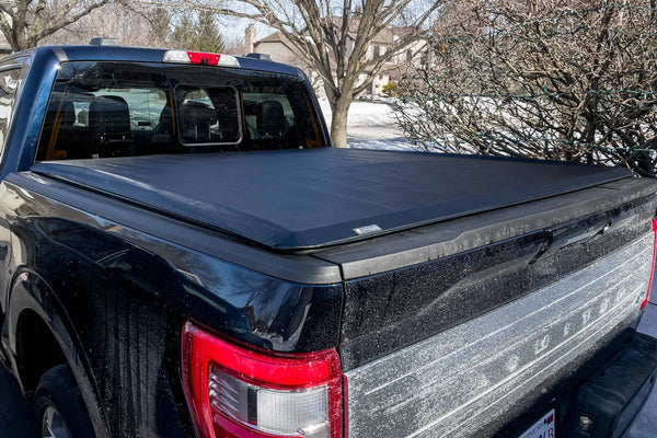 Talk about the rear cargo box of pickup trucks with or without a tonneau cover
