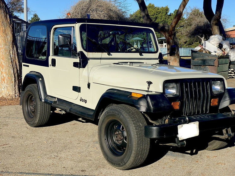 1989 Jeep Wrangler SAHARA - By SuperDriveUSA & Awing